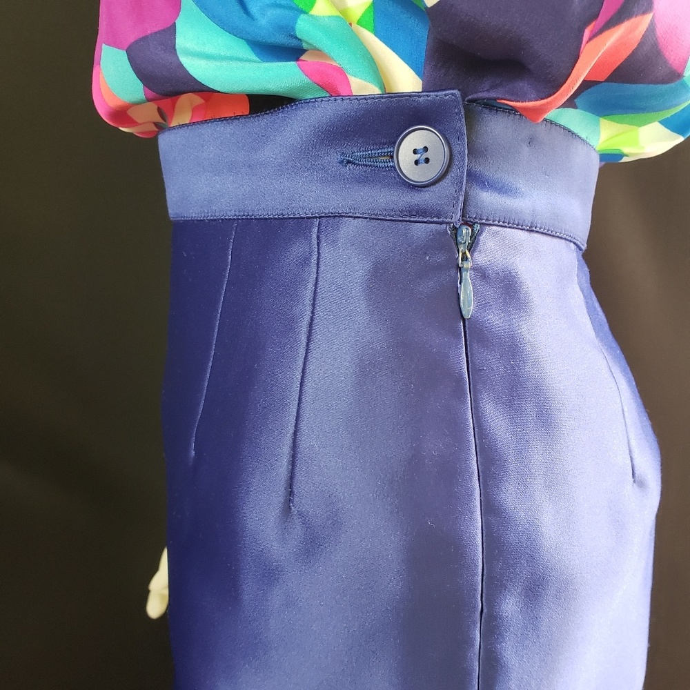1990s Yves Saint Laurent Pencil Skirt - Picture 4 of 5